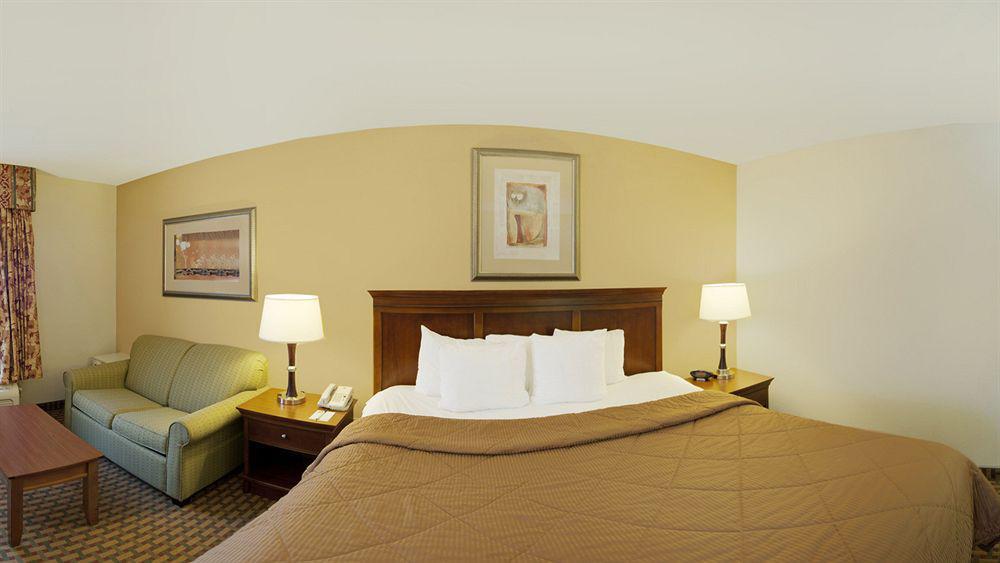 Quality Inn & Suites Dawsonville Exterior photo
